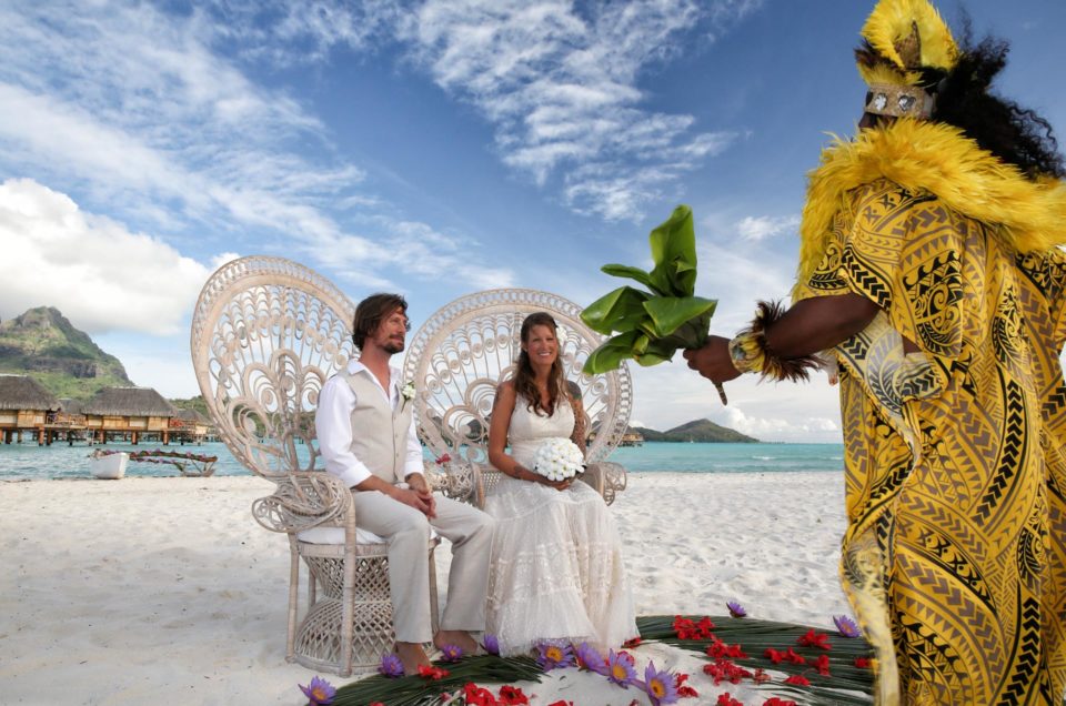 Photographe Bora Bora Pearl Beach Mariage